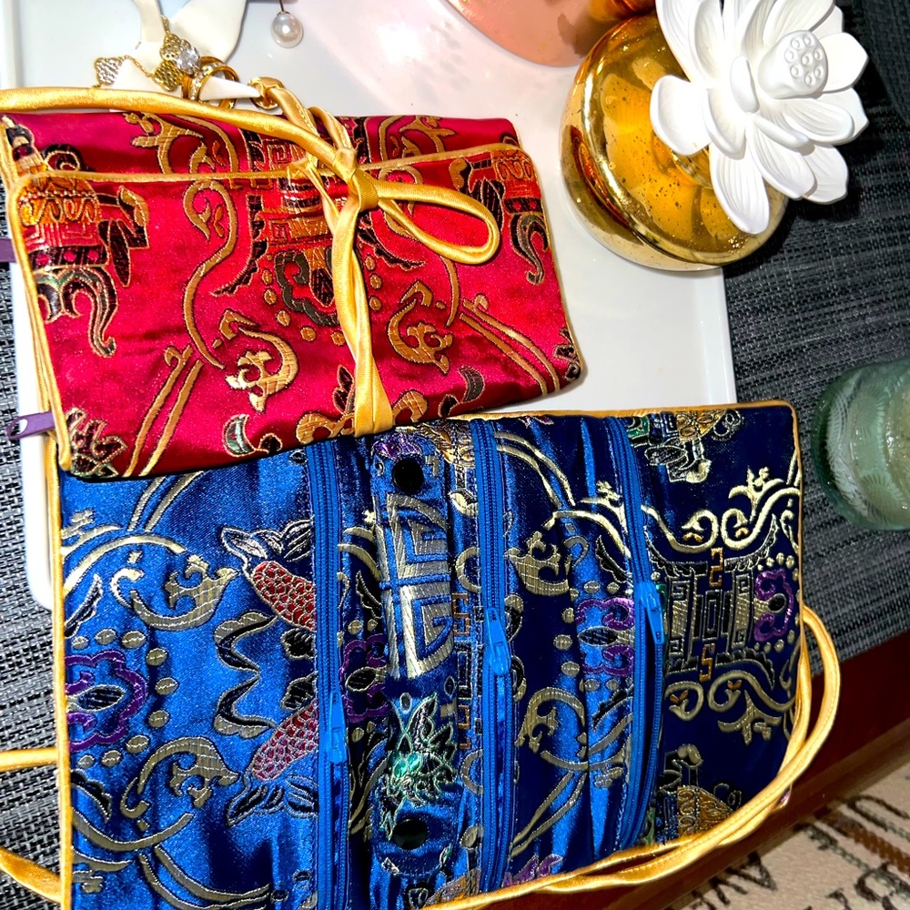🥰🍭Asian  satin embroidery cosmetic bag - Picture 2 of 4